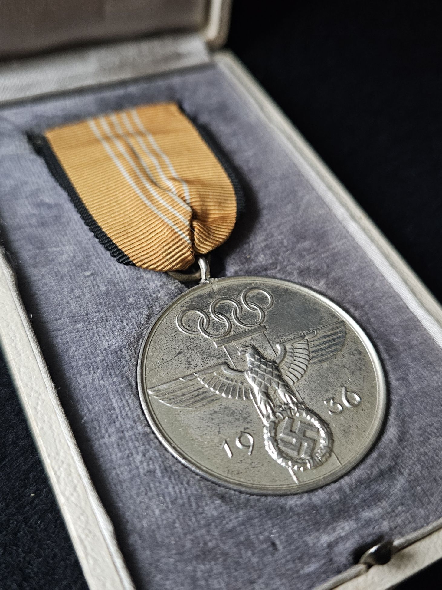 Niemcy, III Rzesza, Medal Olimpiada 1936 w pudełku.