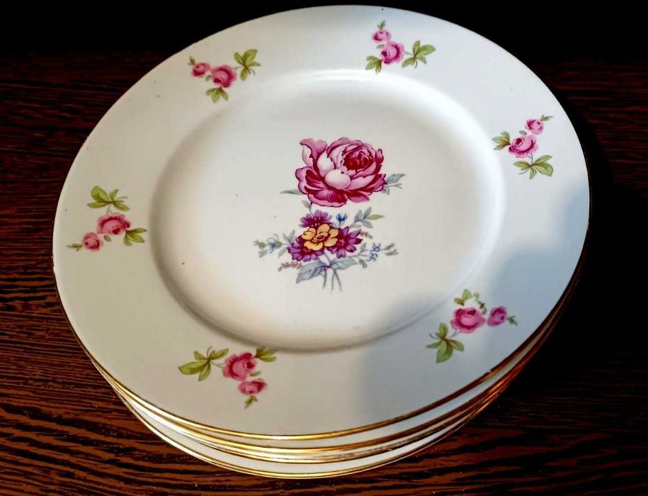 Набори порцілянових тарілок 200мм, Чехія