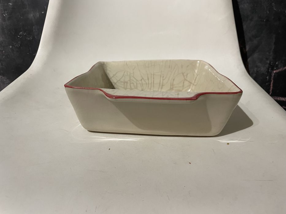 Travessa de cerâmica