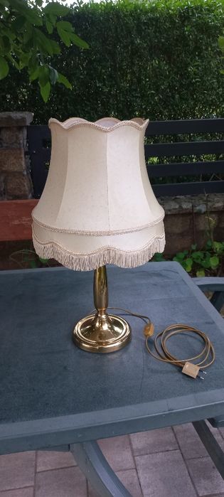 Lampka lampa stołowa nocna złota z abażurem