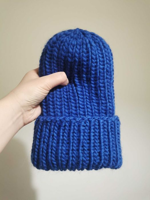 Czapka handmade chunky zimowa 100% wełna niebieski kobalt