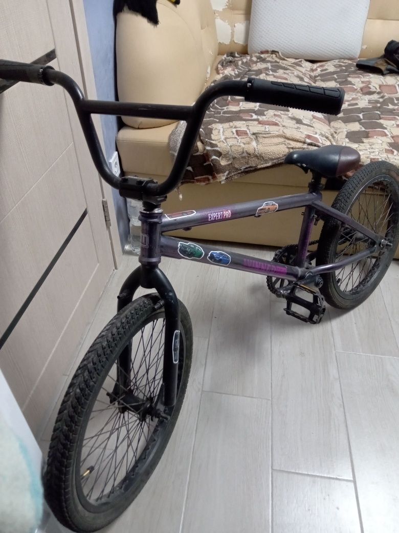 Продам трюковой велосипед Bmx