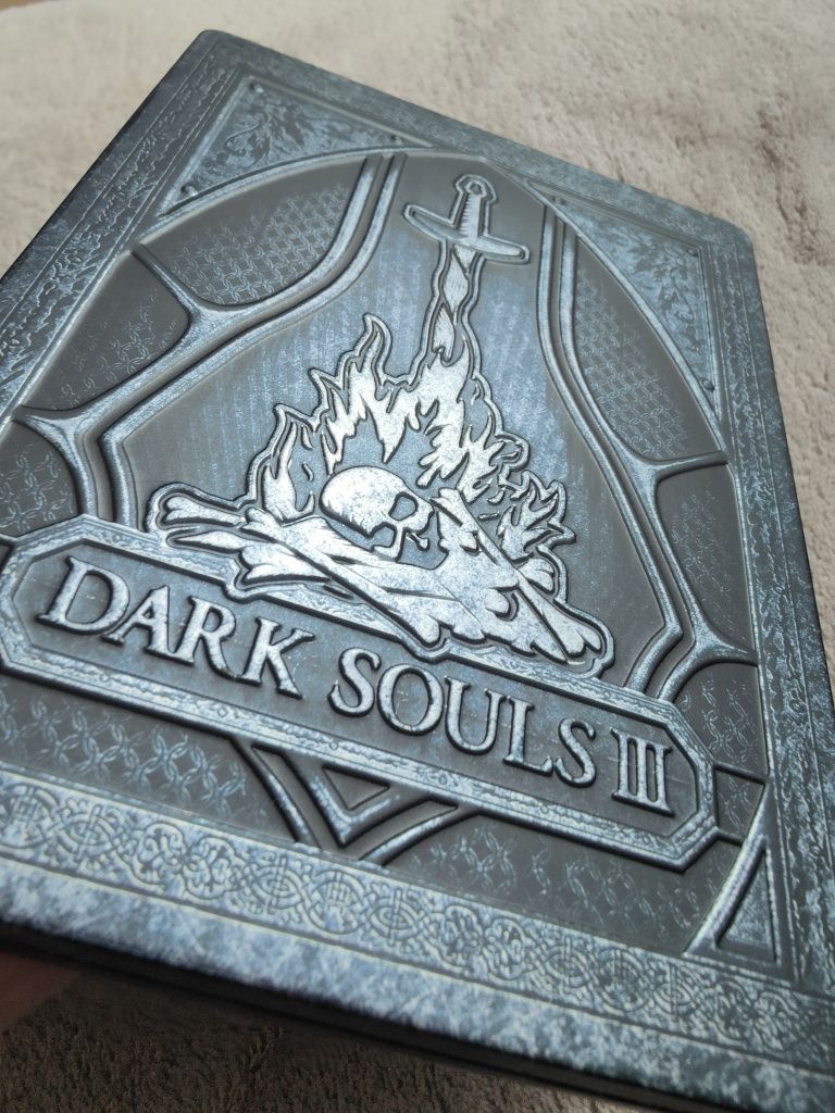 Steelbook Dark Souls 3, Super stan