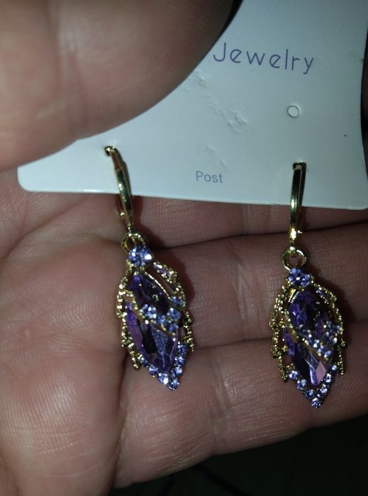 Кольца,сережки  нові.