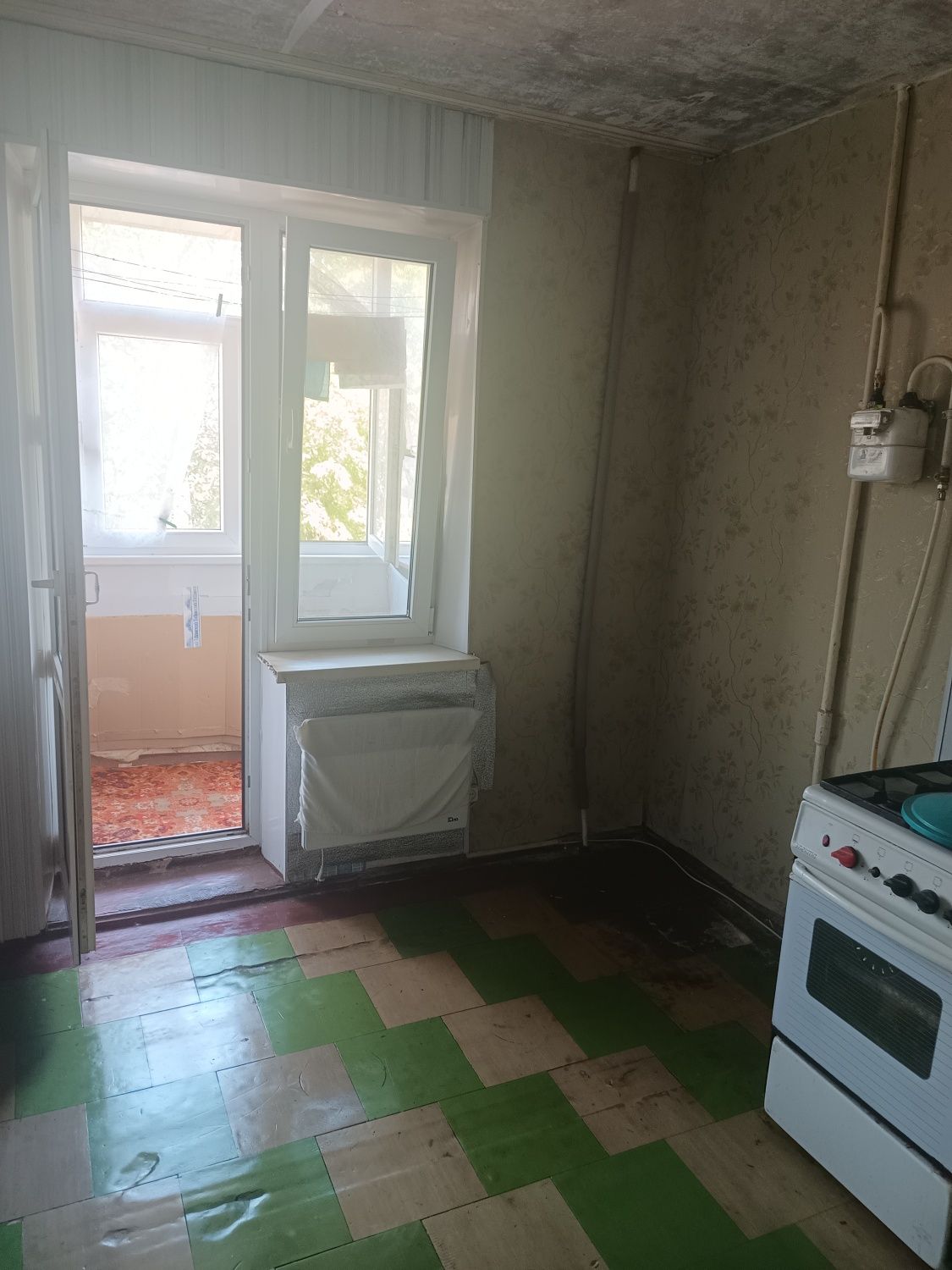 Продається 2-х кімнатна квартира