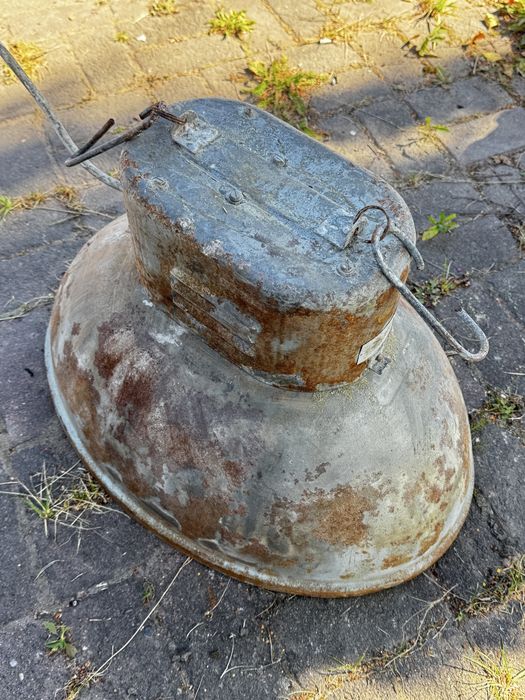 Stare przemysłowe lampy wiszące – loft / industrial