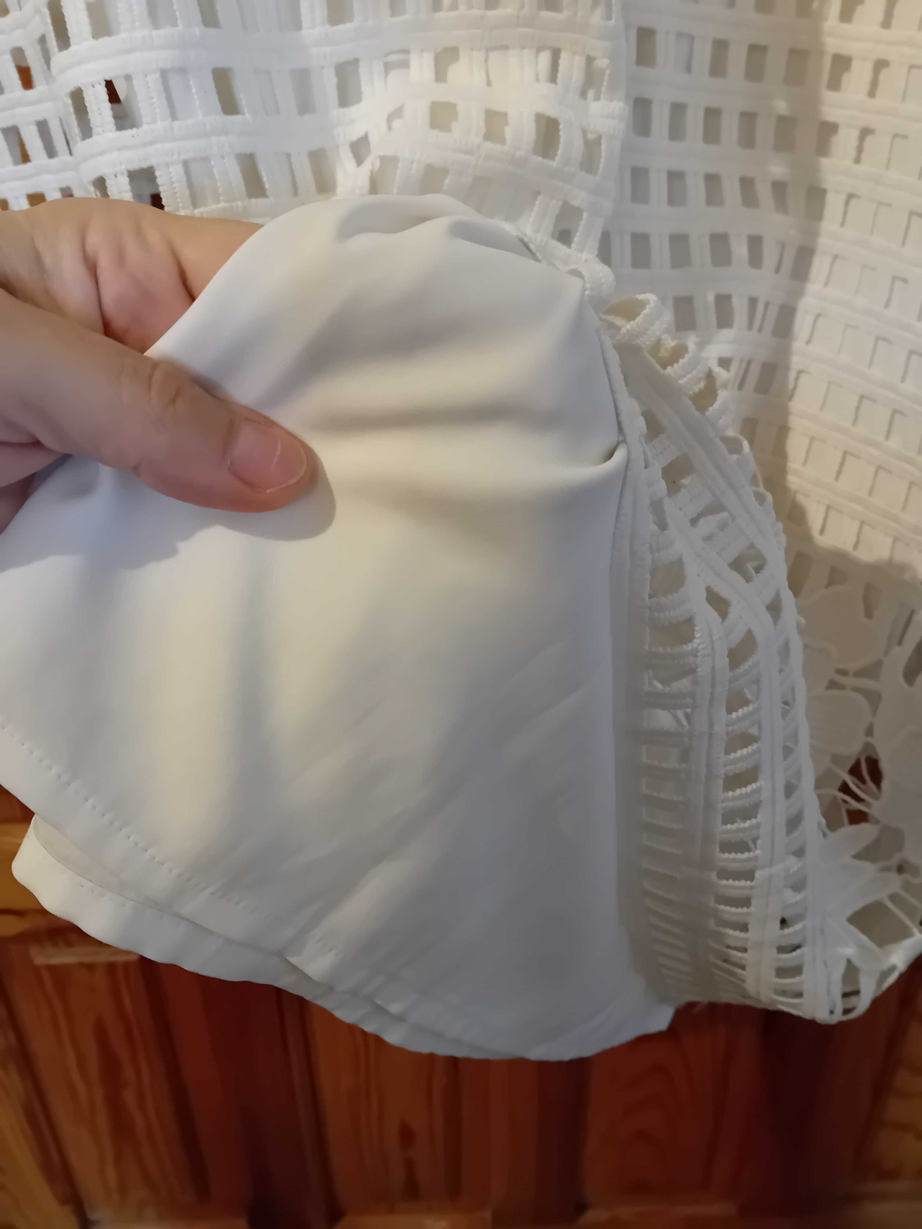 piękna sukienka wizytowa kremowa 36 z koronki gerry weber prosty krój