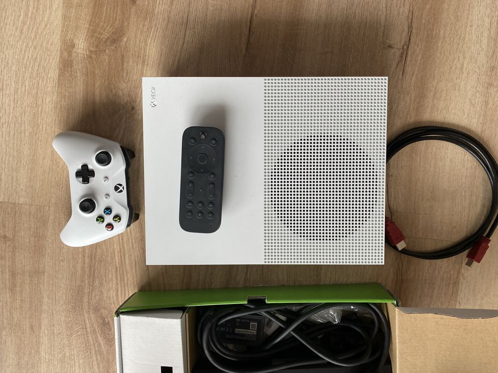 Xbox one S 500g + Kinet