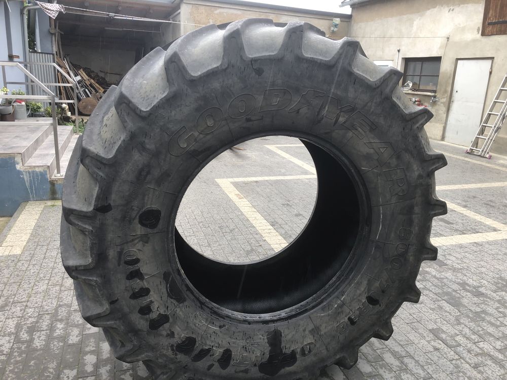 Opona Goodyear 800/70r38