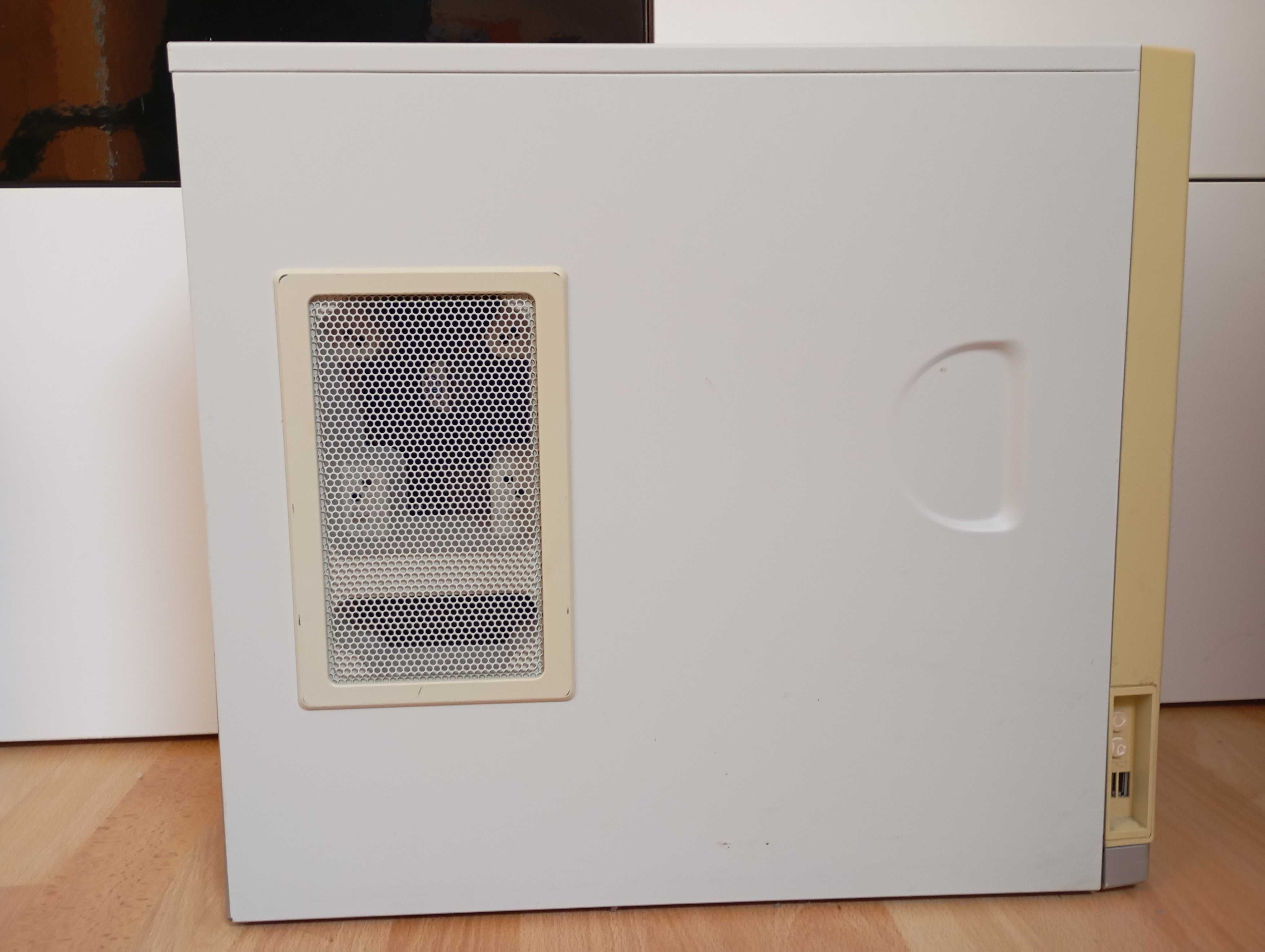 Computador de mesa