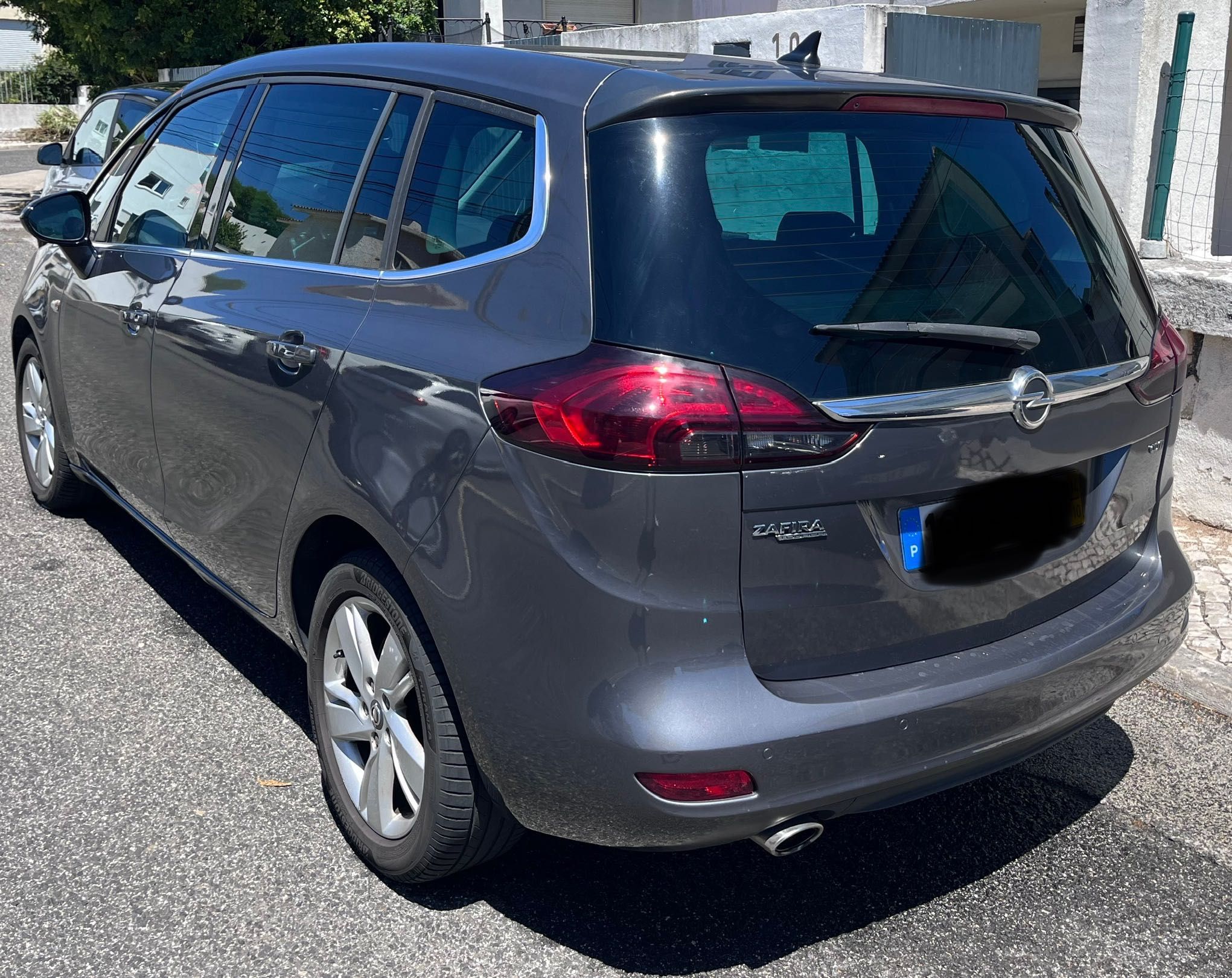 Opel Zafira 1.9 Diesel, 165cv, 7Lug, Cinza escuro, Excelente estado.