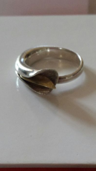 Pierścionek srebrny pozłacany