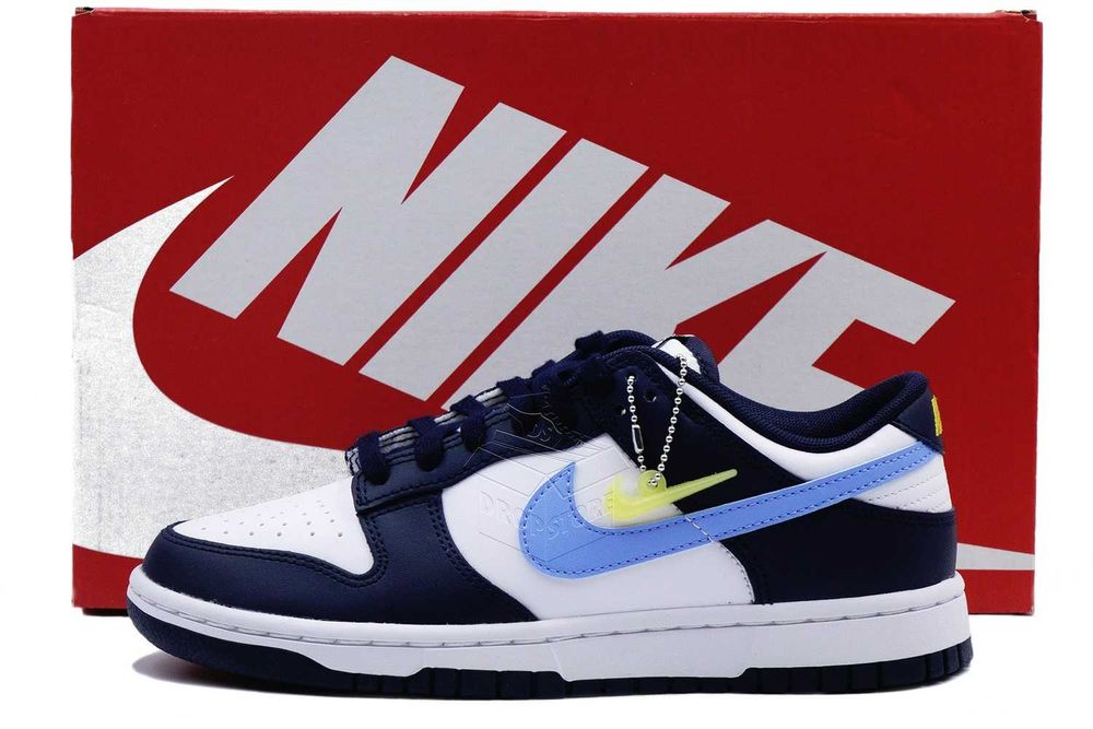 Nike DUNK Low Midnight Navy University Blue / FN7800–400