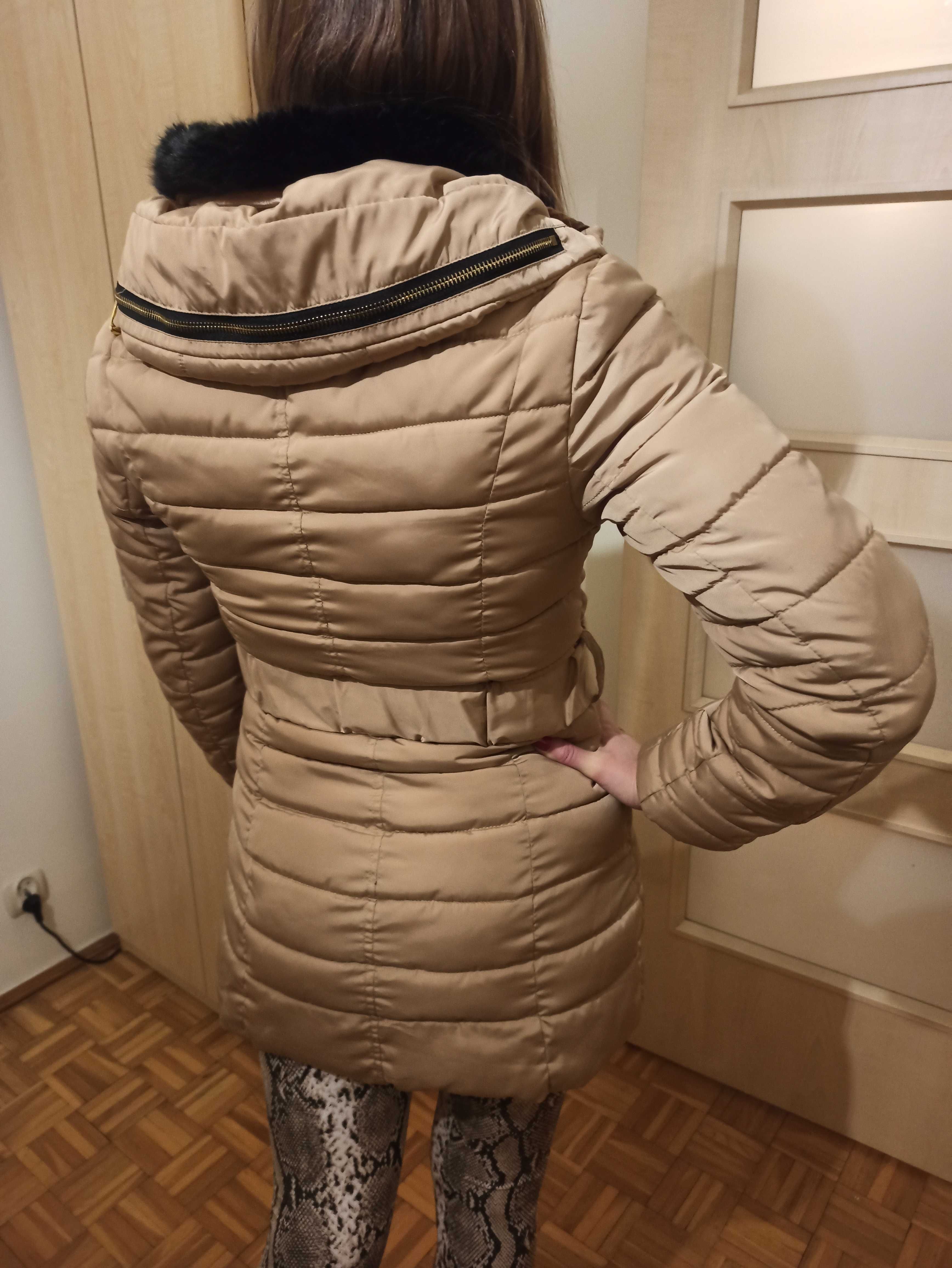 Piękna ciepła kurtka na zimę M 38 Bawełna Kolor karmelowy jasny brąz
