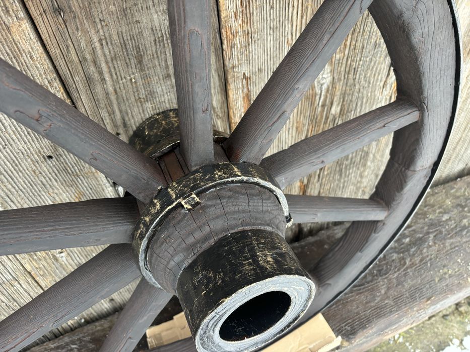 Stare koło drewniane od wozu PO RENOWACJI
