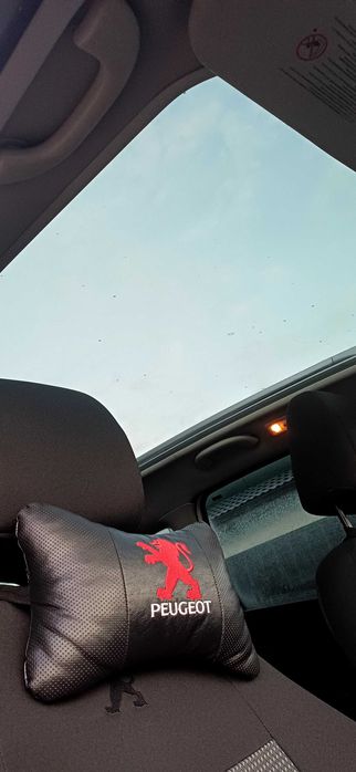 Автомобіль PEUGEOT 308 SW