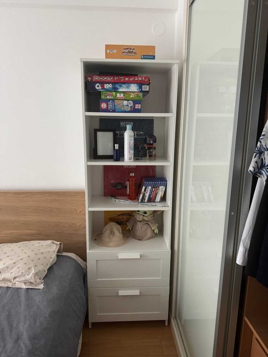 Mobilia de Quarto com Cama / Secretária / Sofá / Cadeira