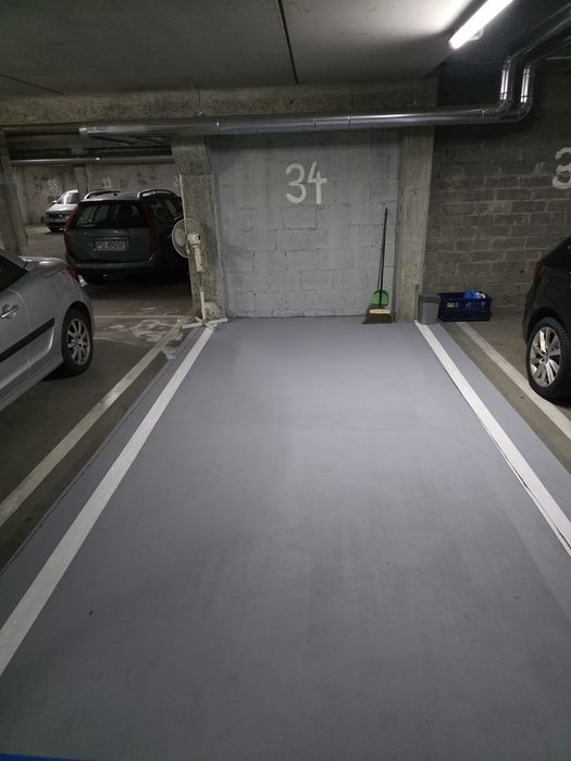 WYNAJMĘ miejsce parkingowe w hali garażowej POZNAŃ ul. Górki