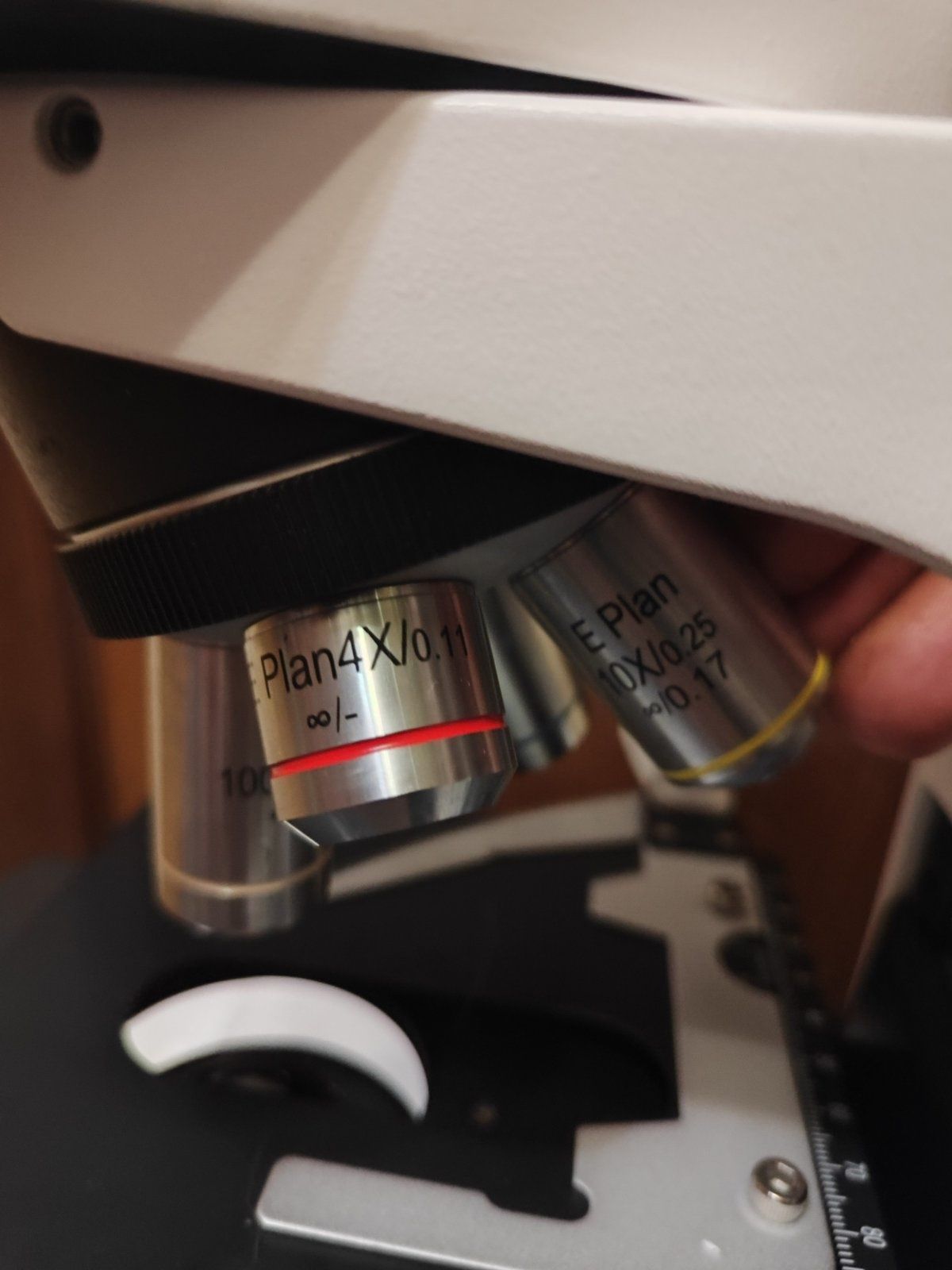 світлодіодний флуоресцентний мікроскоп з планшетною камерою