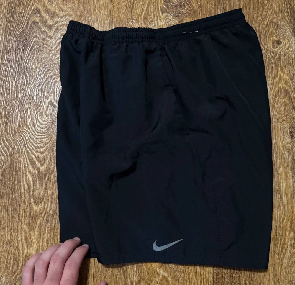 Шорты от Nike