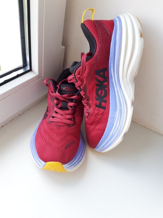 Кросівки Hoka Bondi 8