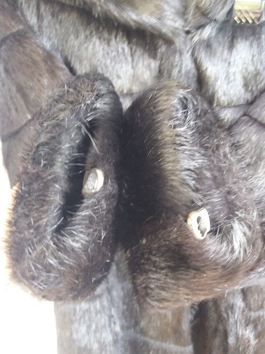 шуба нутрии 42-44