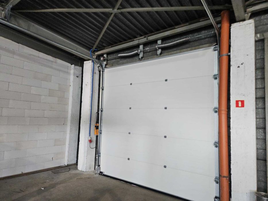 Magazyn 450m2, duże bramy wjazdowe, plac