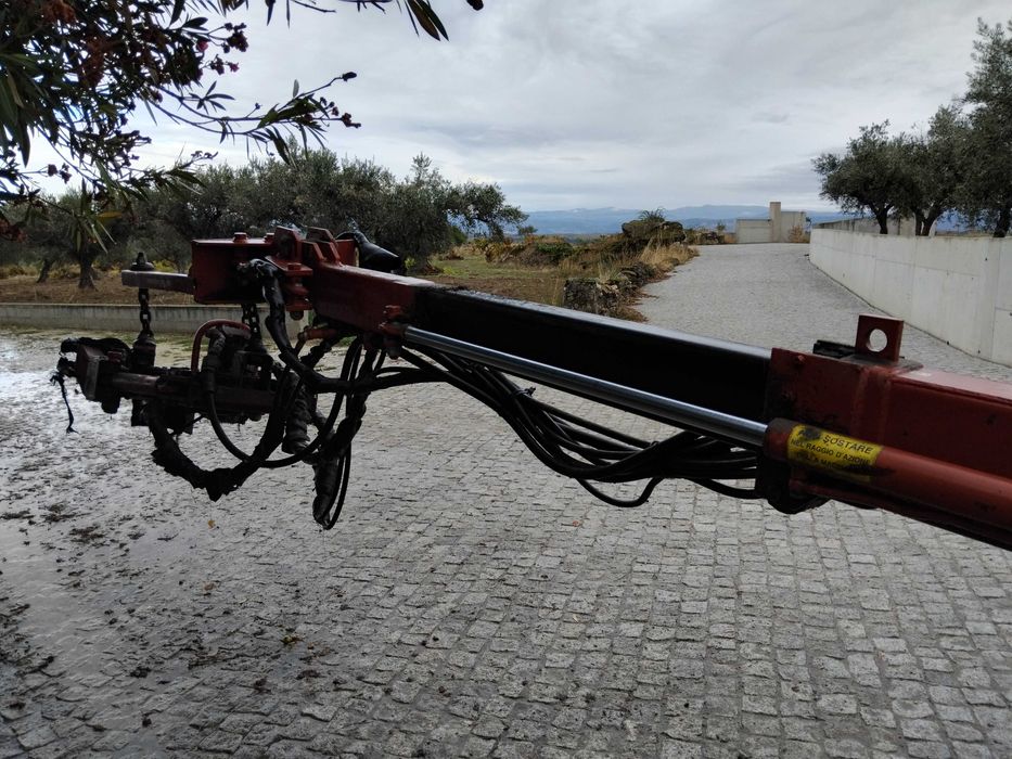 Vibrador de azeitona para trator