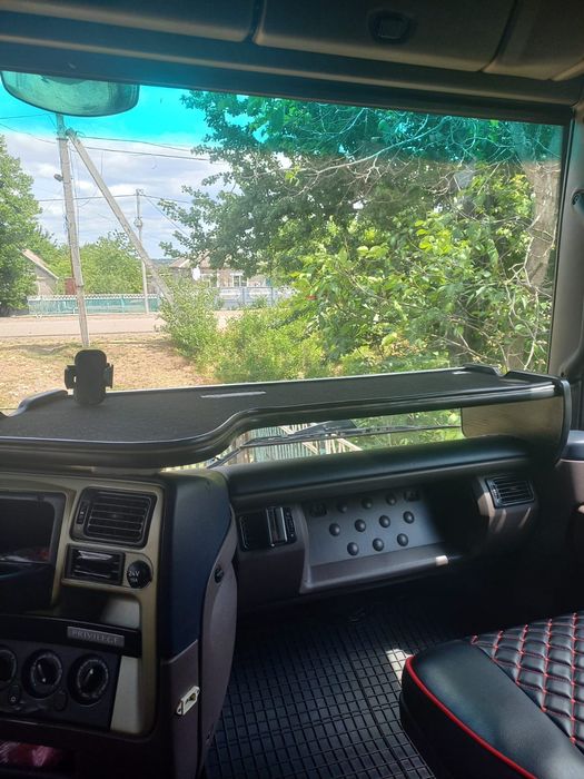 Продам Рено Магнум