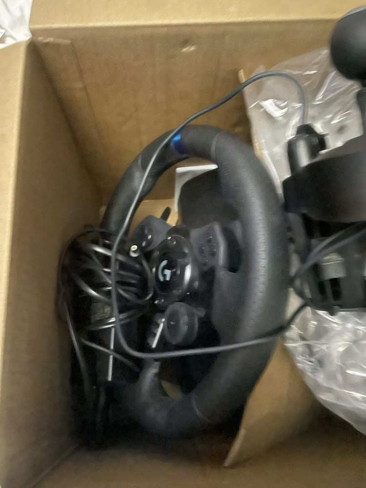 Volante Logitech g923 usado 3 vezes
