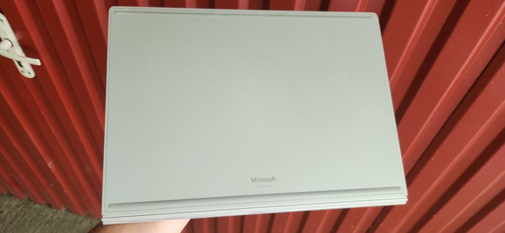 Ігровий ноутбук Surface book 2 (15 дюймів) 16/238 гб  Nvidia gtx 1060