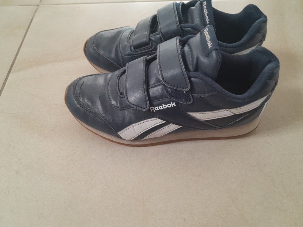 Buty chłopięce Reebok.