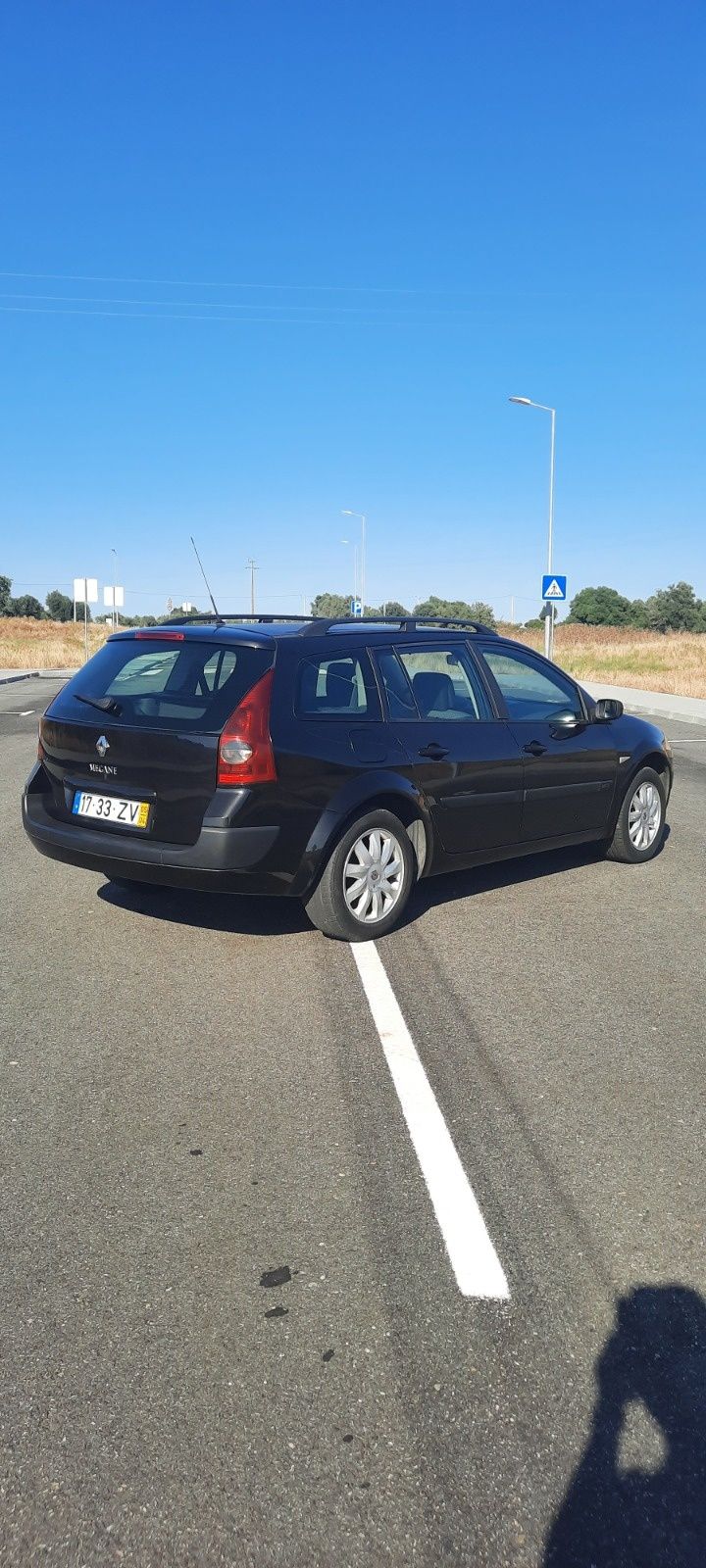 Renault Megane Break 1.5 Dci

353.000 km

Carrinha familiar a and