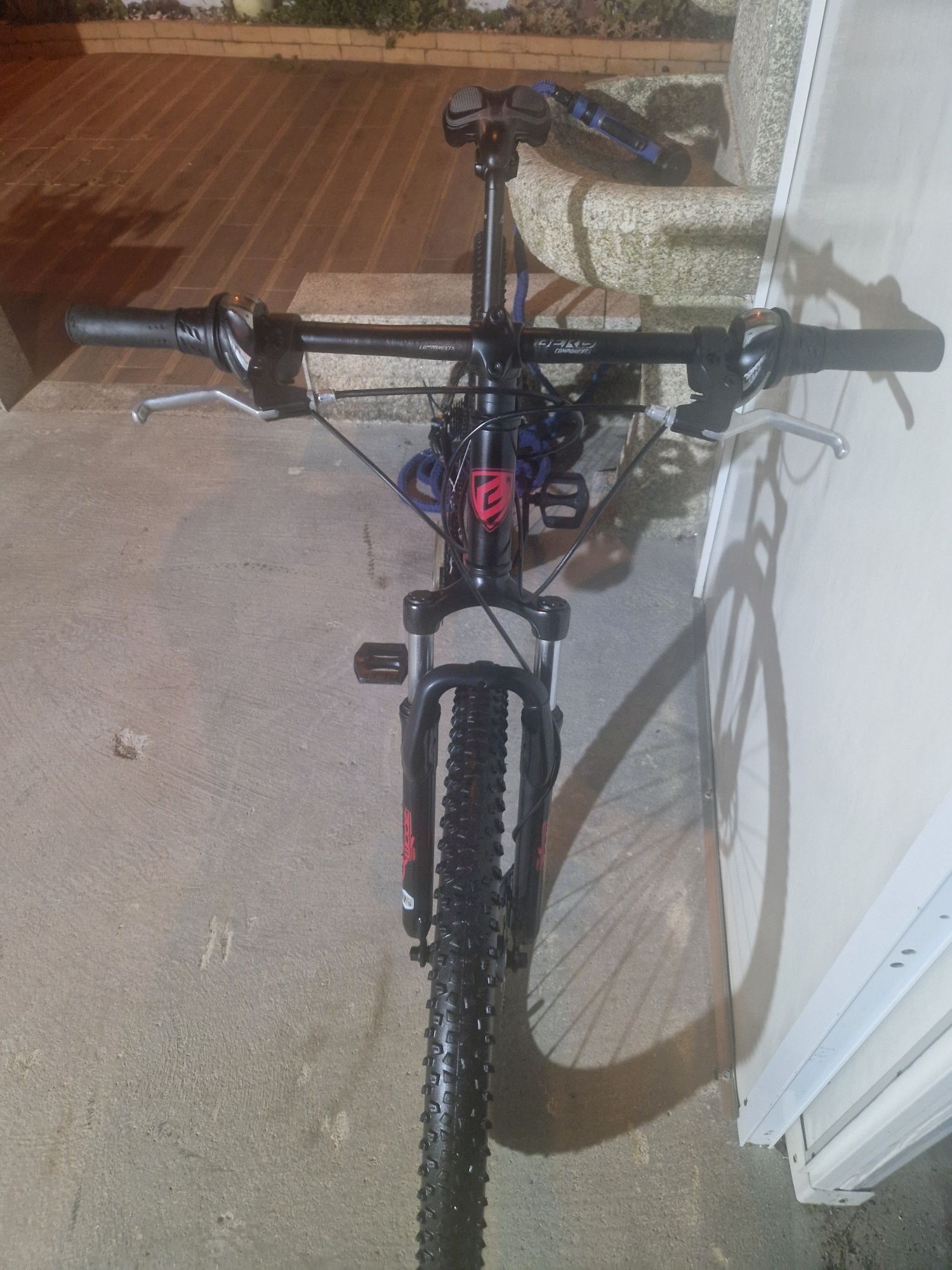 Vendo bicicleta roda 27.5