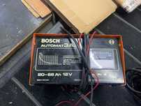 Ładowarka prostownik 12v BOSCH