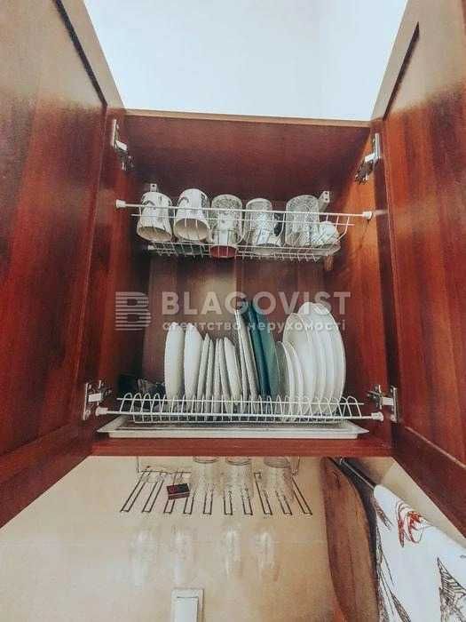 Оренда квартири .  вул Мазепи 3 . м Арсенальна. Князів Острозських