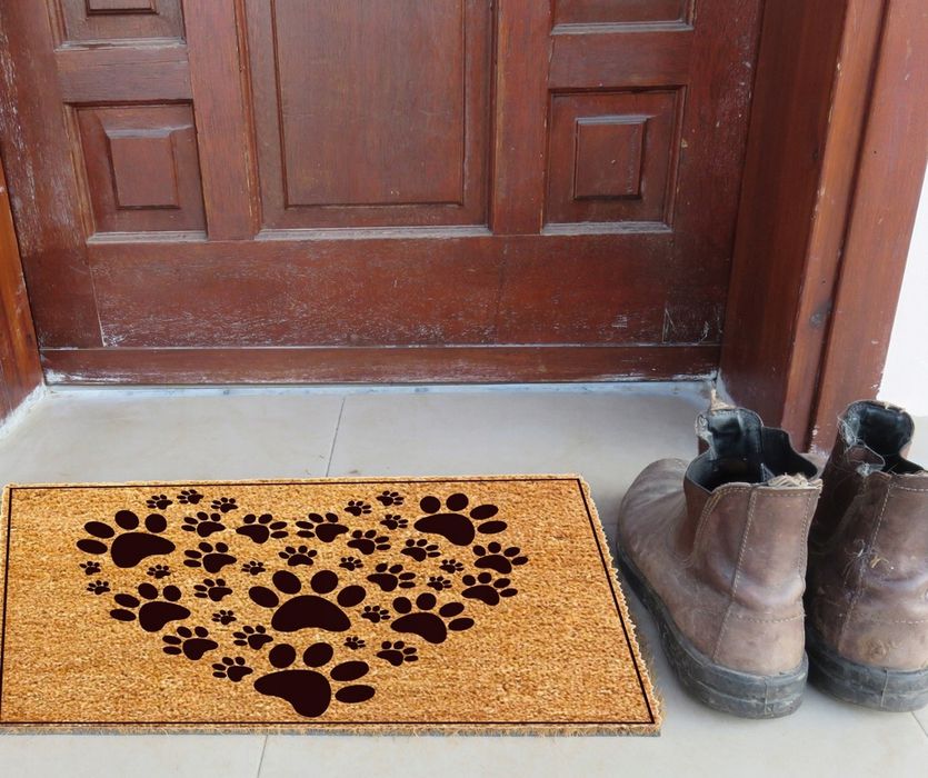 Wycieraczka pod drzwi gruba 60x90cm mata do butów SERCE ŁAPKI