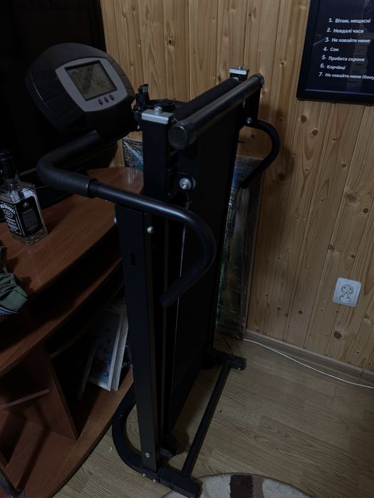 Бігова доріжка механічна