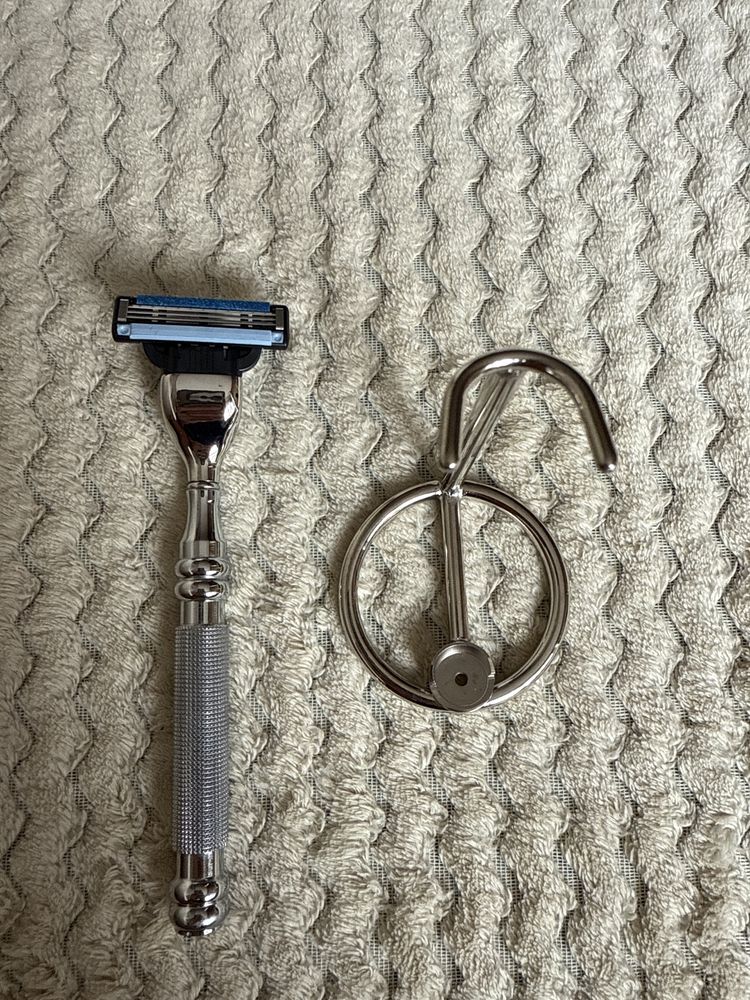 Haryali London maszynka do gilenia na wklady Gillette mach 3
