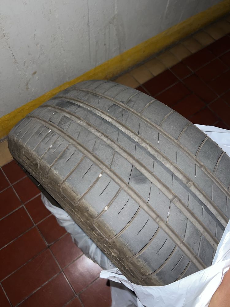 Pneus Goodyear 225/55R17