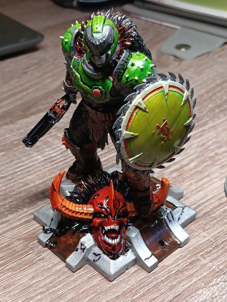 Doom фігурка 11 см