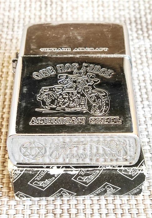 Запальничка Team Pistol (в упаковці)