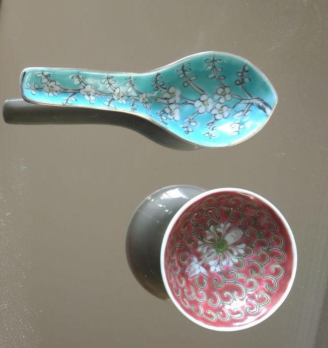 2 Peças de Louça Antiga de Macau: 1 Taça & 1 Colher - Como NOVAS!