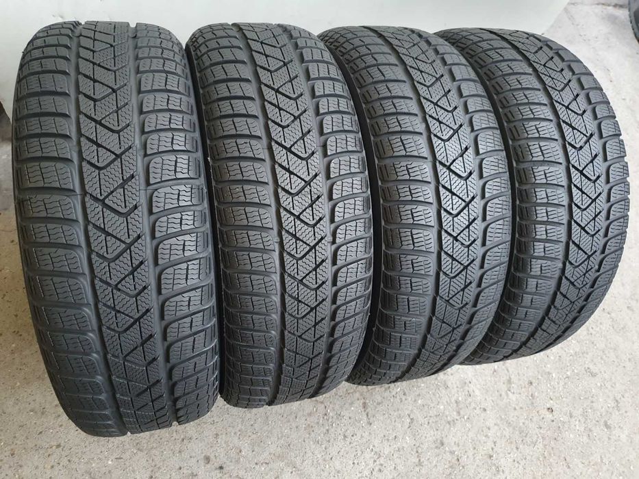 4x Pirelli Sottozero 3  215/60r16  7mm