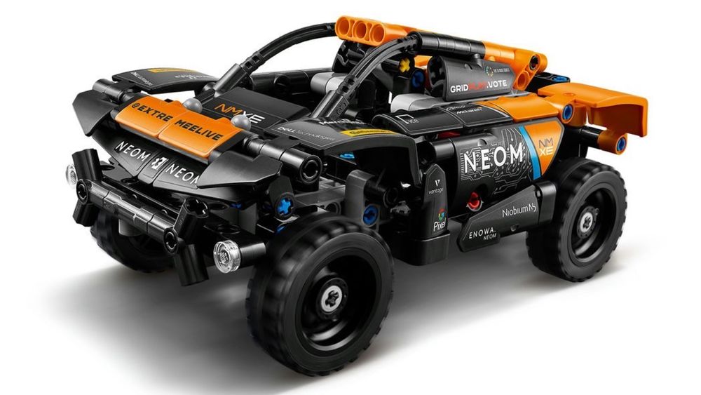 LEGO Technic Автомобіль для перегонів NEOM McLaren Extrem (42166) лего