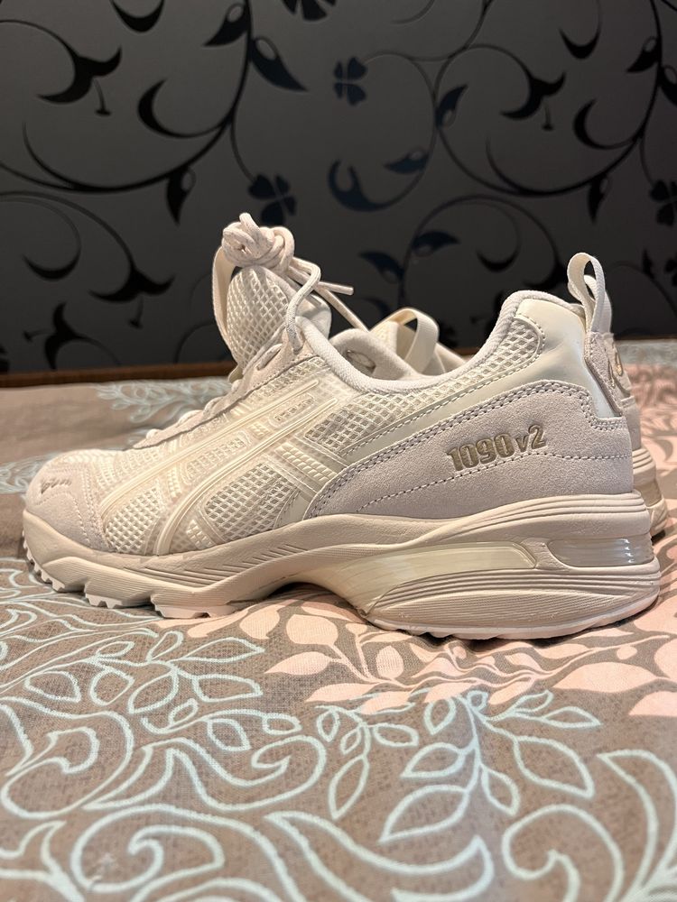 Кроссовки ASICS 1090 v2  41-42 р. Асикс оригинал. Кросівки Асікс ASICS