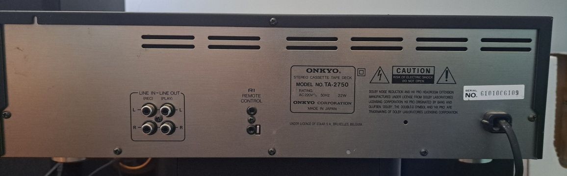 Onkyo integra TA 2750