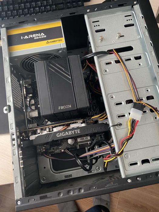 Игровой компютер 1660 super, 16gb ddr4, ssd, intel i511400f