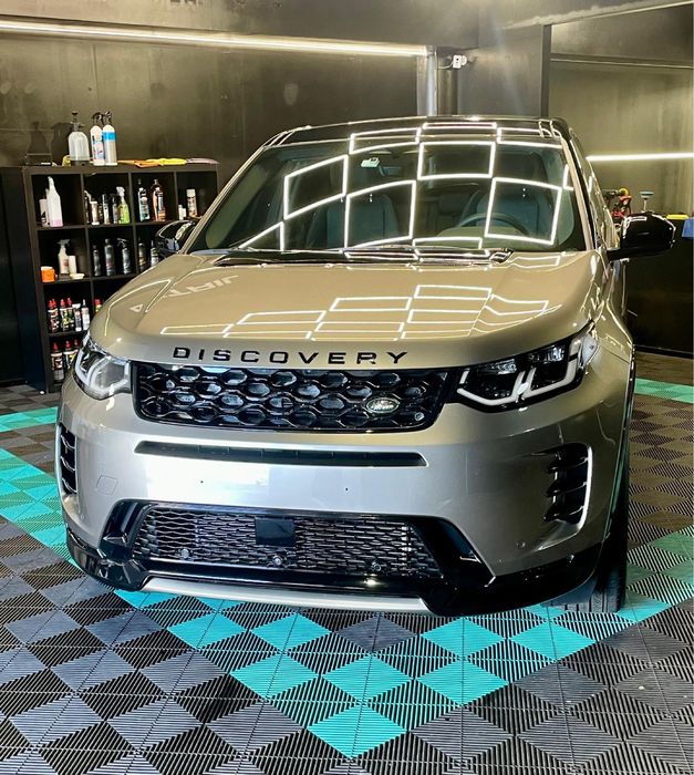 Land Rover Discovery Sport full extras plugin 1.5 I3 P300 AWD SE 2024