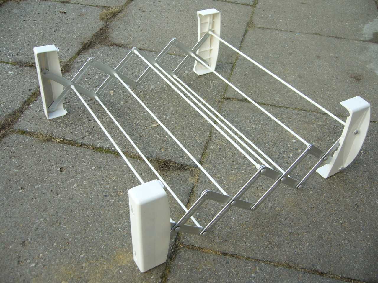 Suszarka łazienkowa rozkładana